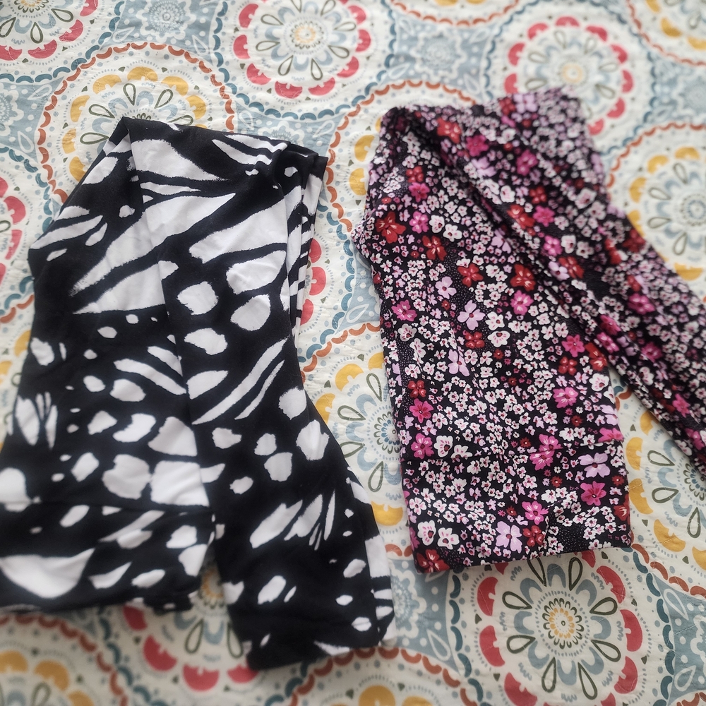 No Boundaries Black & Floral Patterned Leggings Set